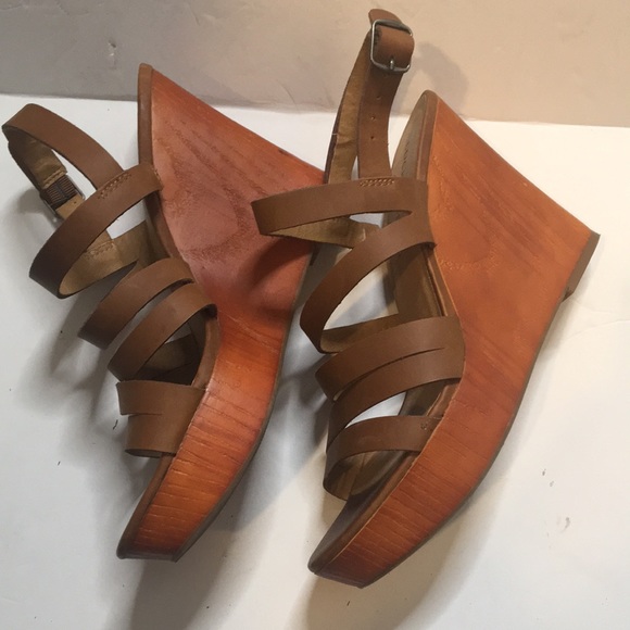 Lucky Brand Larinaa Brown Strappy Wedge Sandals - Picture 6 of 9